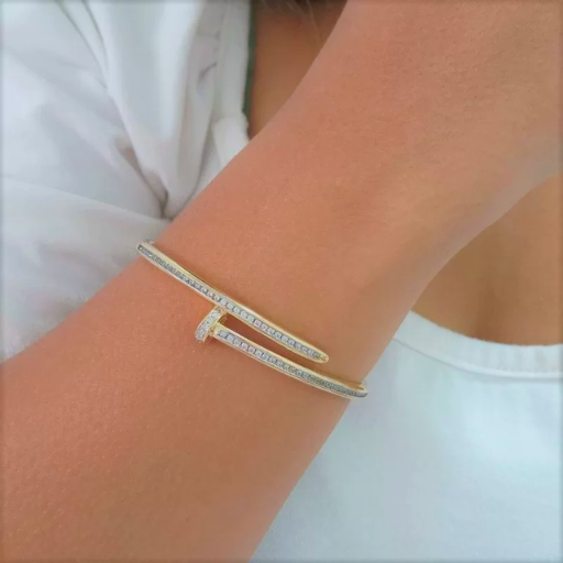 Bracelete Dourado com Zircônia