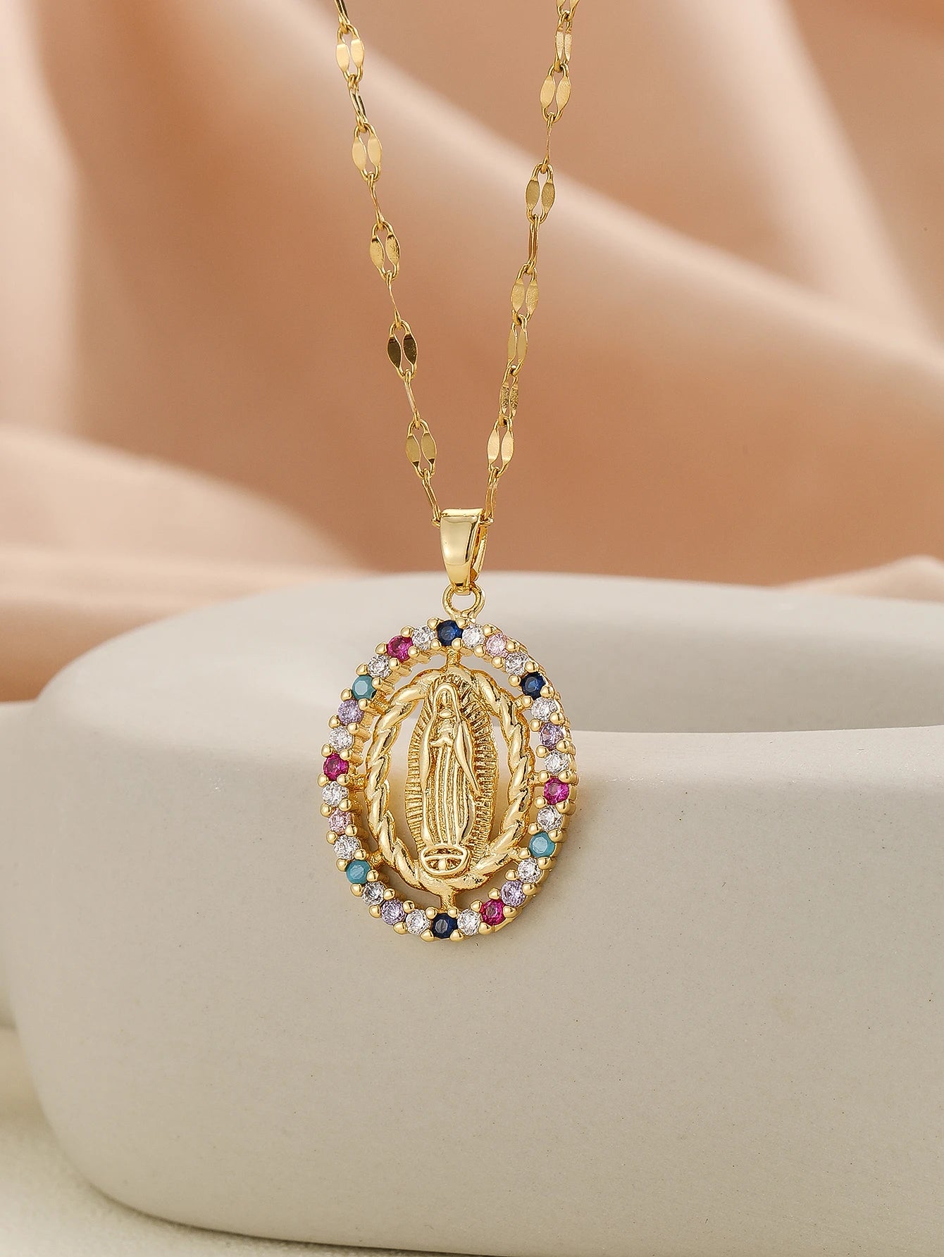 Colares com Pingente Virgem Maria Banhado a Ouro 18K