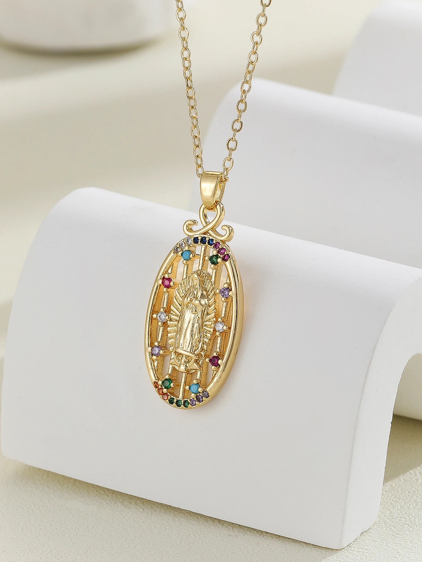 Colares com Pingente Virgem Maria Banhado a Ouro 18K