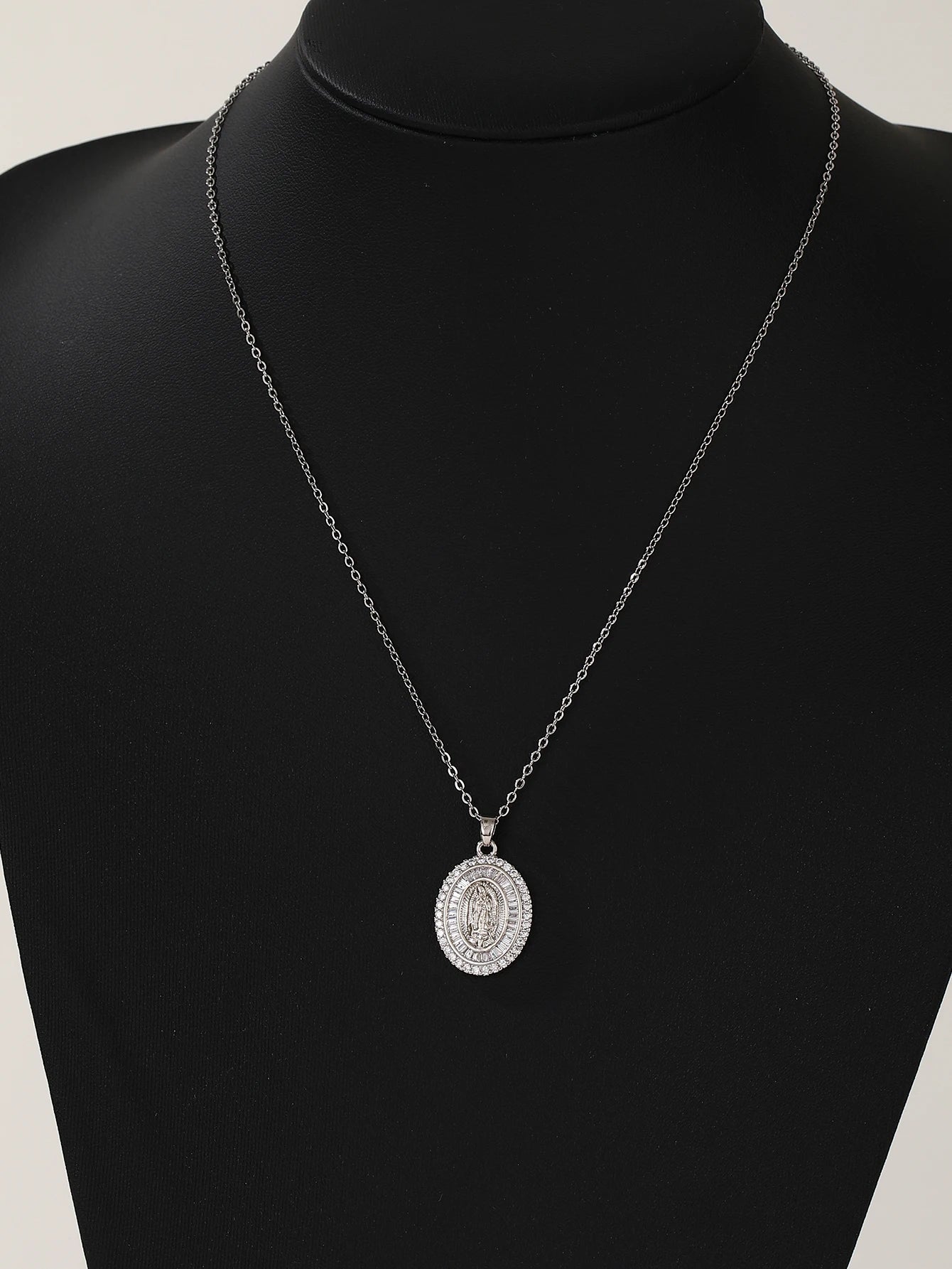 Colares com Pingente Virgem Maria Banhado a Ouro 18K