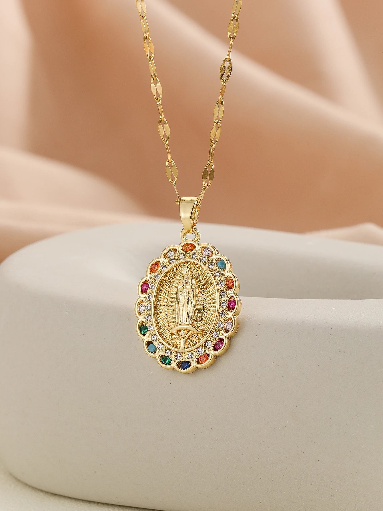 Colares com Pingente Virgem Maria Banhado a Ouro 18K