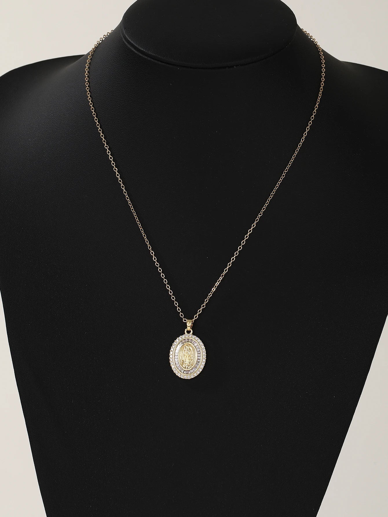 Colares com Pingente Virgem Maria Banhado a Ouro 18K