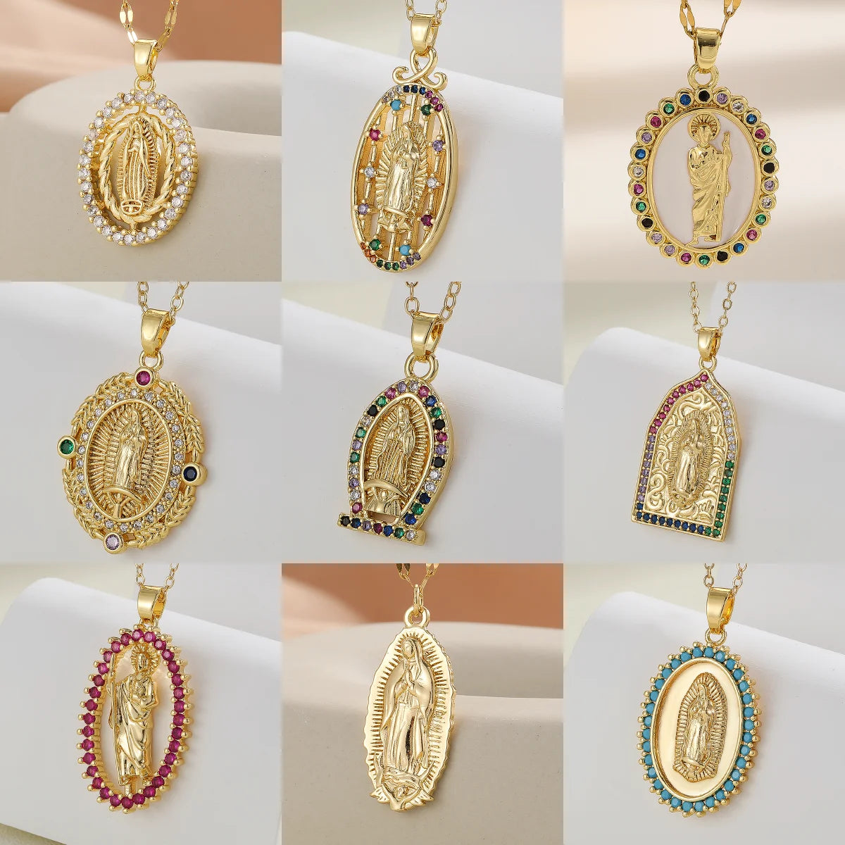 Colares com Pingente Virgem Maria Banhado a Ouro 18K