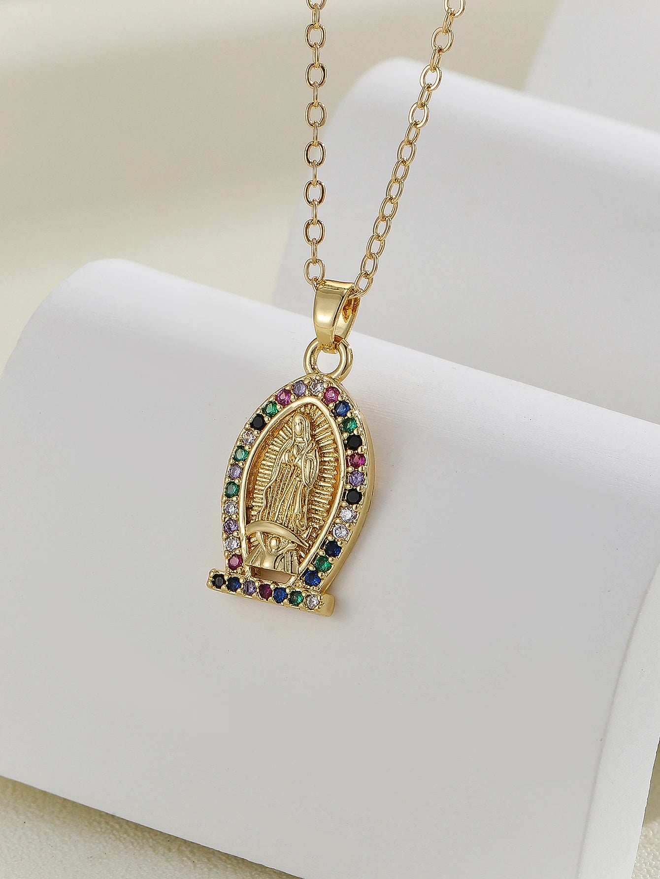 Colares com Pingente Virgem Maria Banhado a Ouro 18K