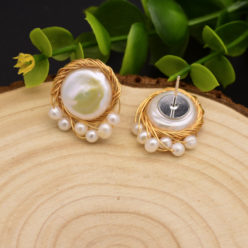 Brinco com Pérolas Barrocas Naturais Banhado a Ouro 18k