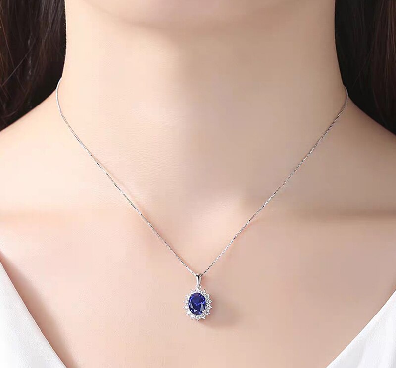 Colar Elegante com Pedra de Zircônia Azul