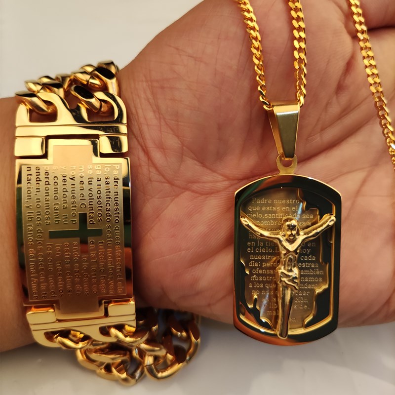 Conjunto Crucifixo em Aço Inoxidável